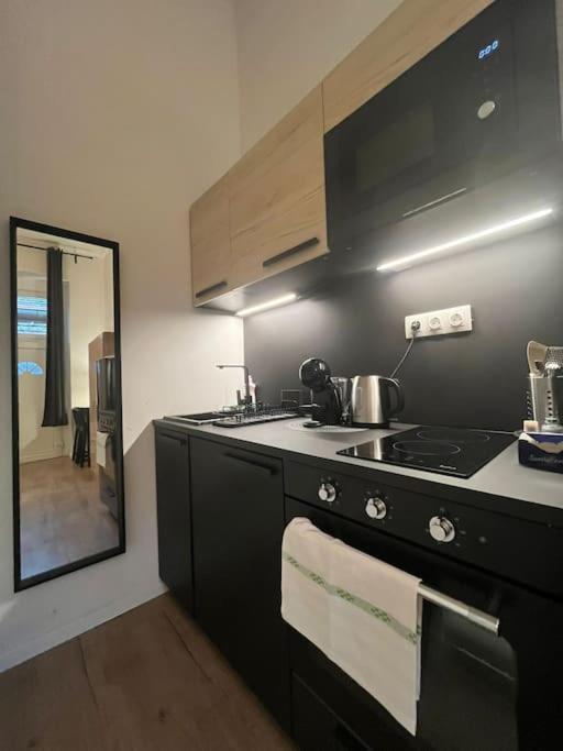 Charming Studio In The City Centre Budapest Exteriör bild